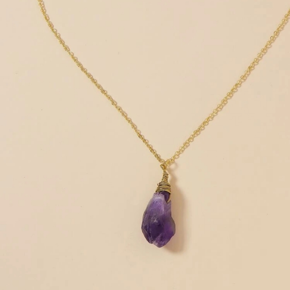 *Lincoln* Dark Crystal Necklace - Picture 2 of 3